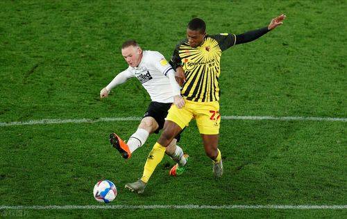 包含沃特福德防守坚固，豪取三分的词条