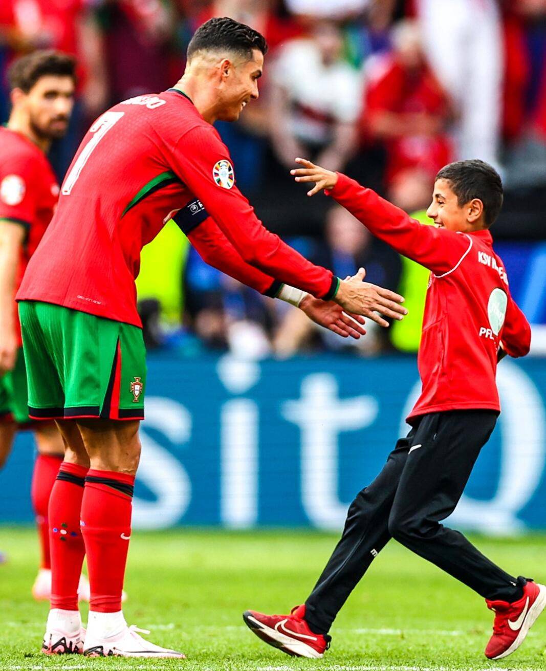 葡萄牙巨星助攻数破记录,进击力谁能敌的简单介绍 葡萄牙巨星助攻数破记录,进击力谁能敌的简单介绍