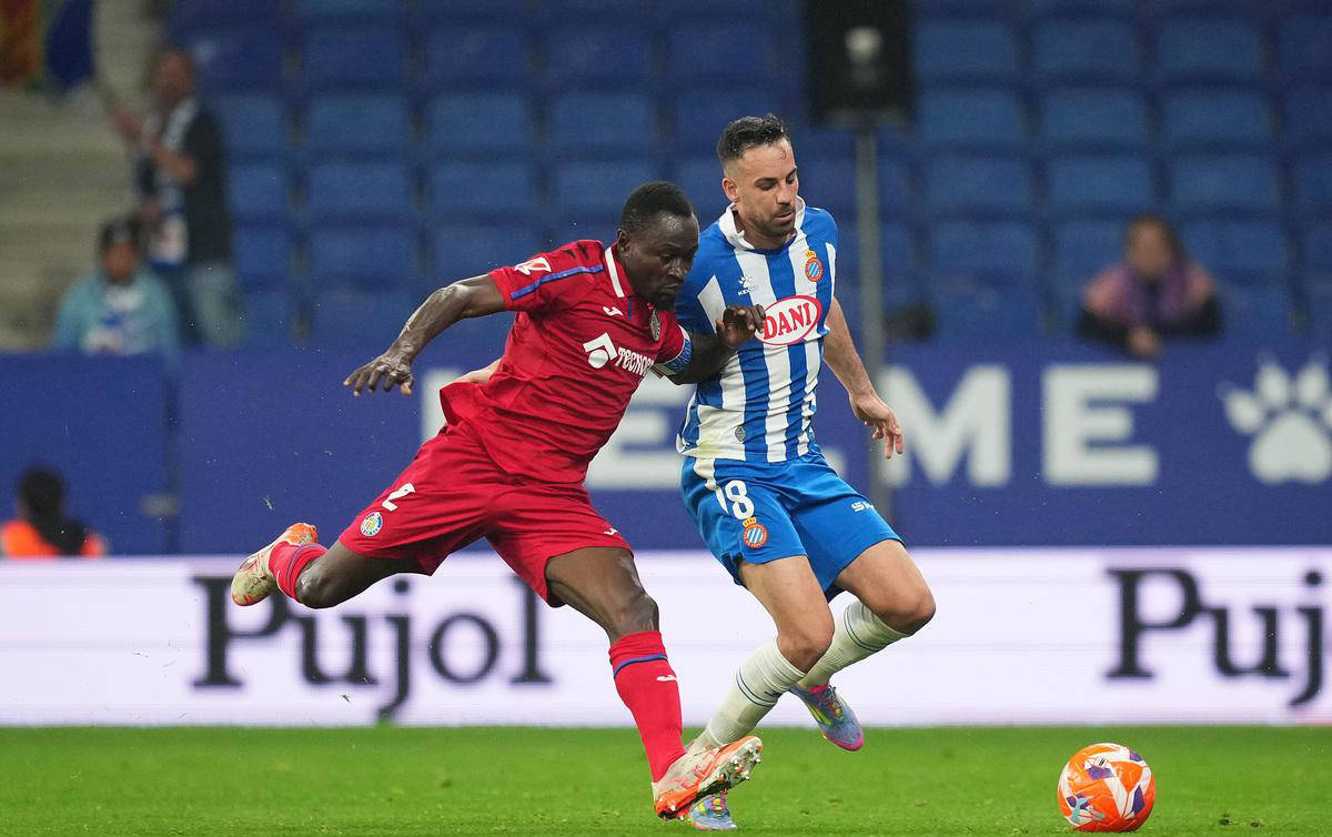 开云体育登录-包含帕尔马逼平拉齐奥，保持主场不败战绩的词条