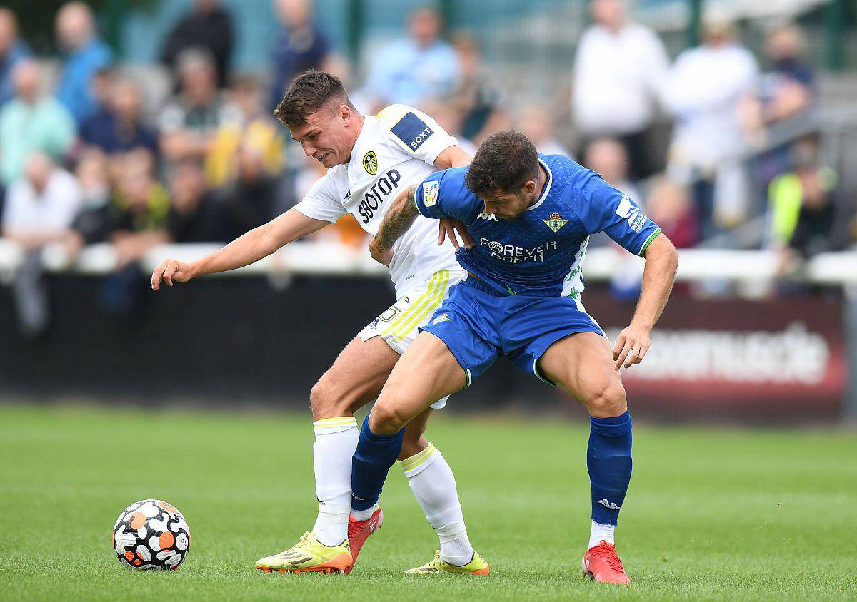 开云sport-包含落后两球的利兹联逆袭,战成平局的词条