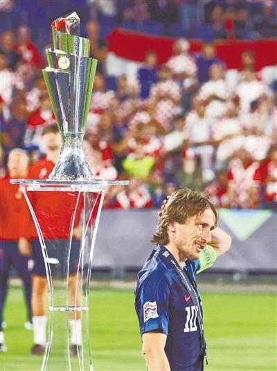 克罗地亚队在欧国联赛中战胜奥地利队 克罗地亚队在欧国联赛中战胜奥地利队