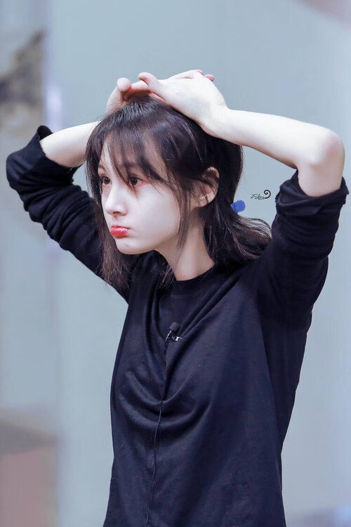 红海奇迹，沙特两球震惊世界，孔德退场让高卢雄鸡提前缴械