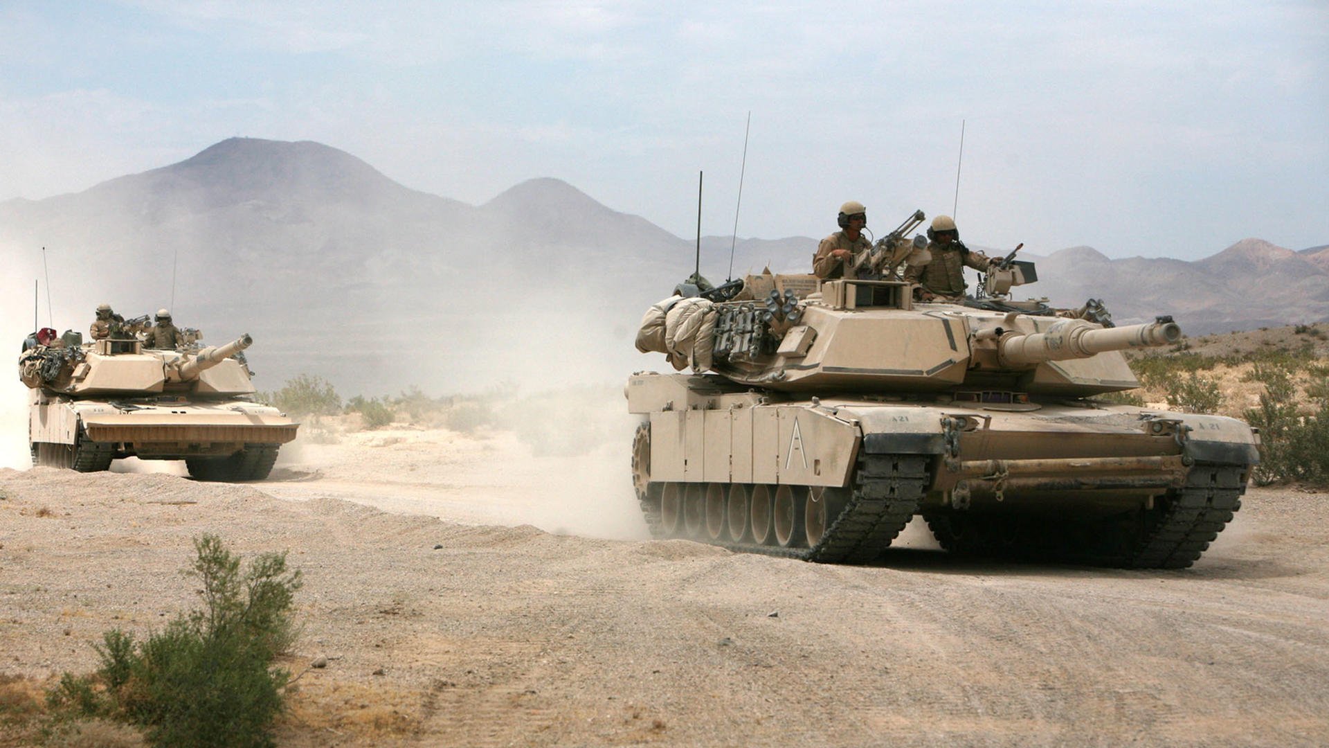 跨越两代巨兽的证明，文班亚马在字母哥与杜兰特的凝视中升起