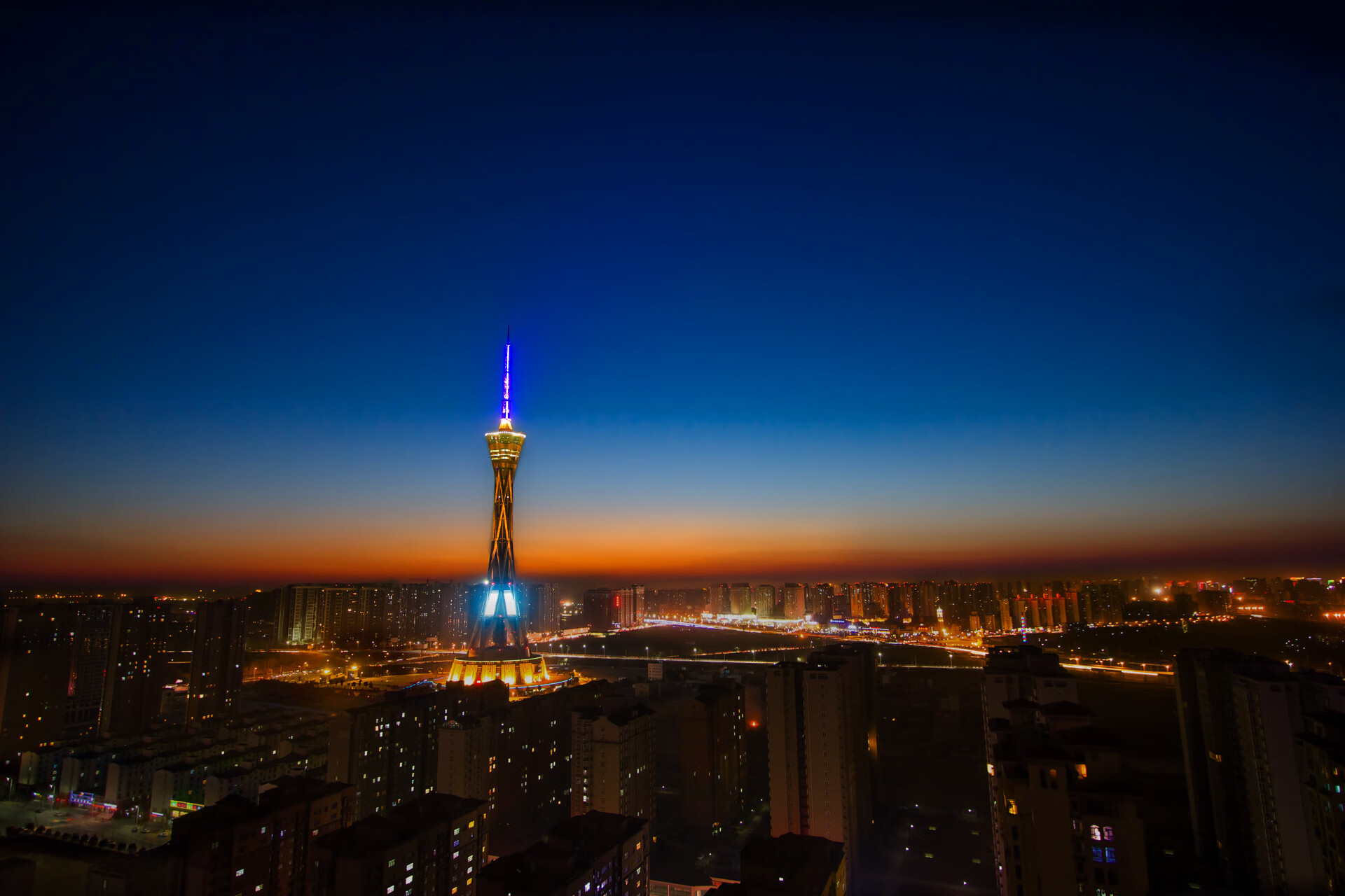 2026世界杯H组关键战，太极虎横扫匈牙利，穆西亚拉独造三球引领日耳曼战车突围